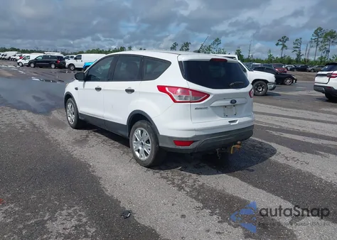 2013 Ford Escape S from USA, damaged, VIN 1FMCU0F75DUB32235
